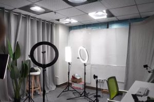 怎么做直播卖货，一个新手怎么做直播卖货？